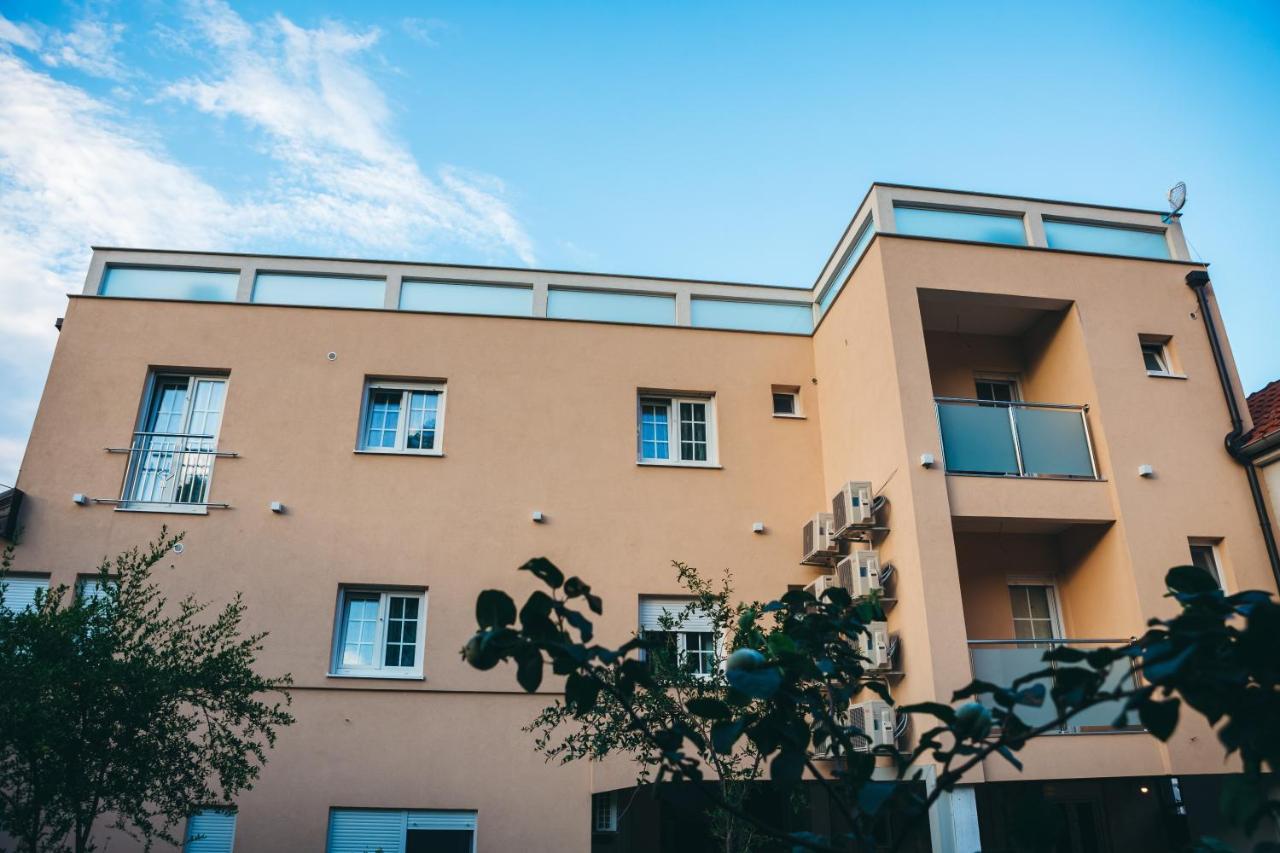 Elegant Studio Apartments Lasta موستار المظهر الخارجي الصورة